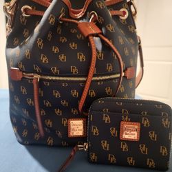 New DOONEY & Bourke Drawstring Bag And Wallet  Muat Pickup 