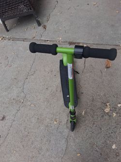 Electric scooter