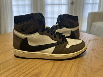 Travis Scott Jordan 1s Size 10