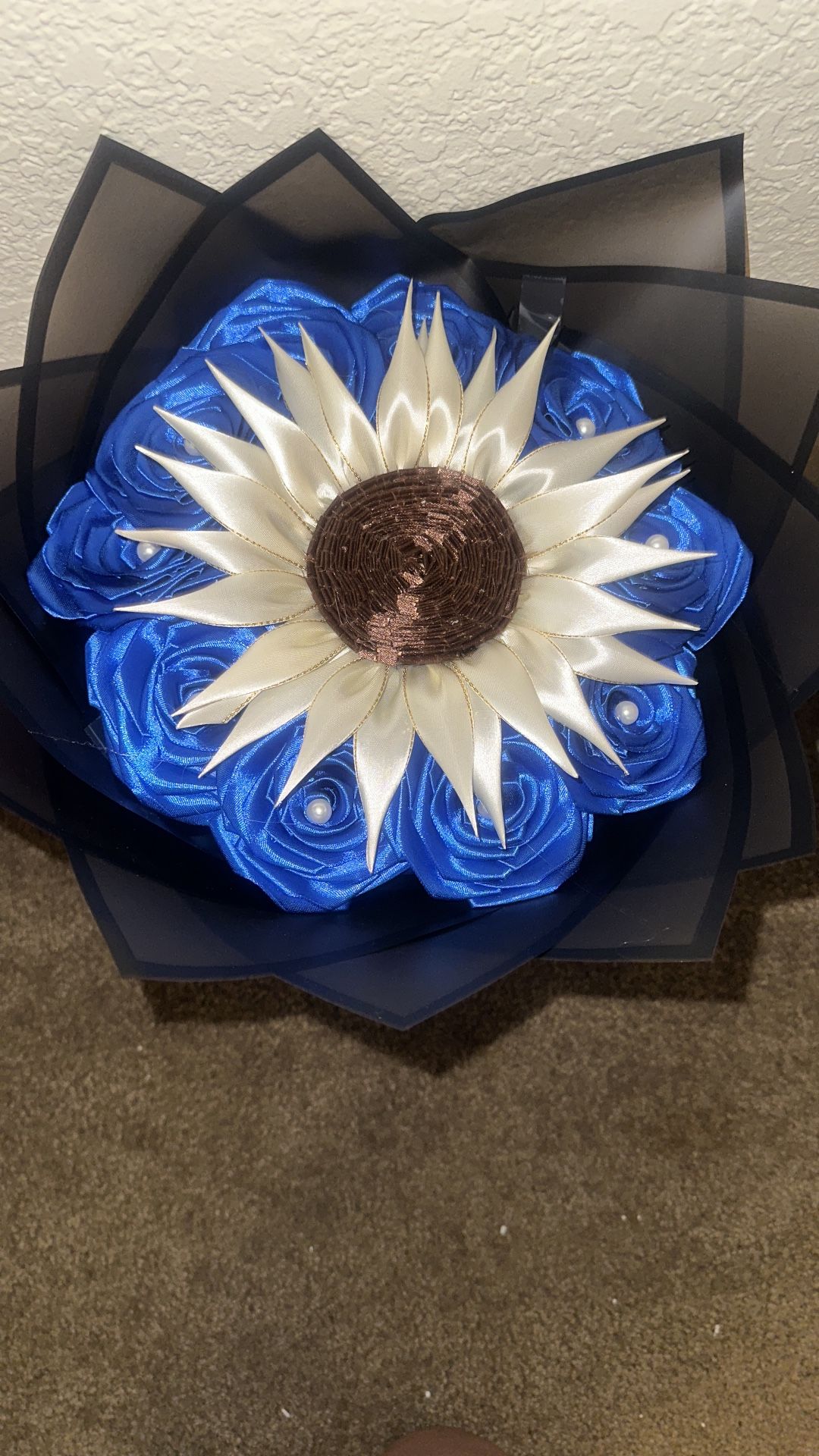 hago ramos de rosas eternas por si gustan hacer su pedido