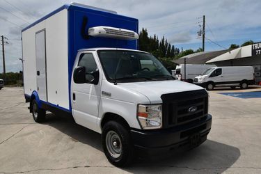 2023 Ford E-350 Cutaway