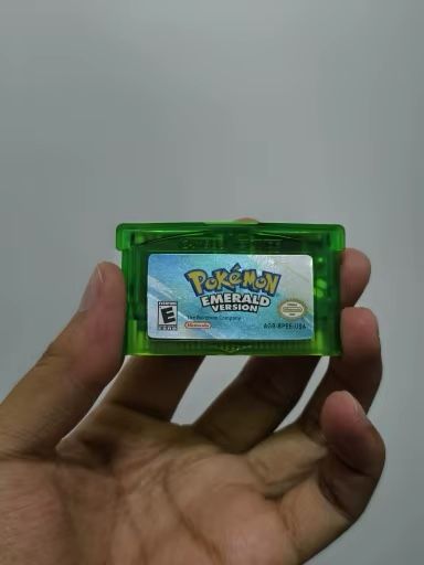 Pokémon Emerald GBA