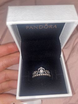 Pandora Ring Crown Size 5