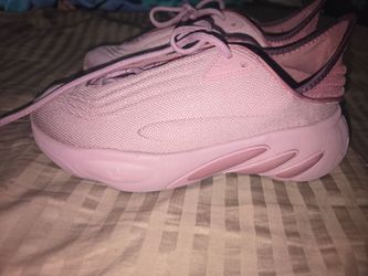 Adidas unisex size 7