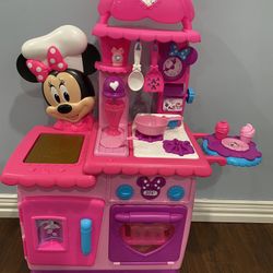 Minnie Kitchen Set