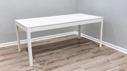 White IKEA Extendable Dining Table – Seats 6–8 – Like New