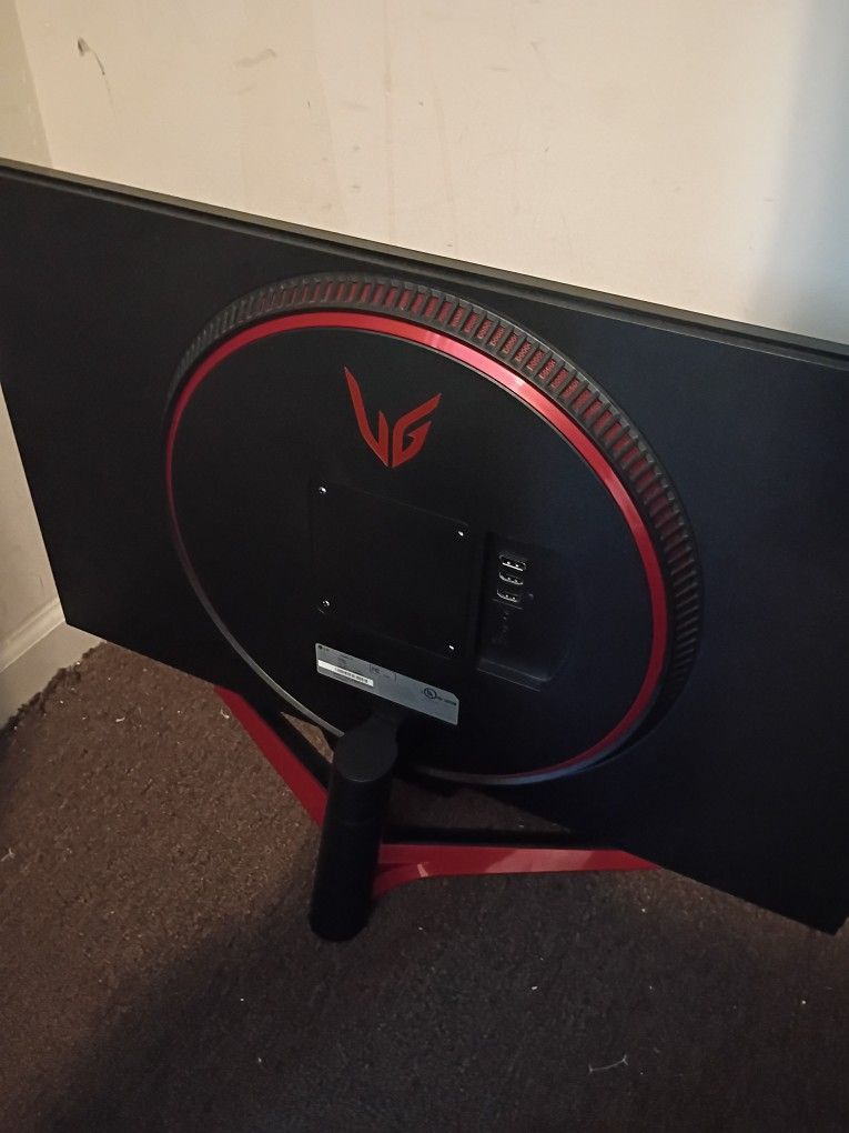 32" LG Gaming Monitor