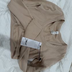 New Alo Cream Shirt Medium