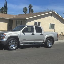 2006 Chevy Colorado crew cab 4 wheel drive truck
