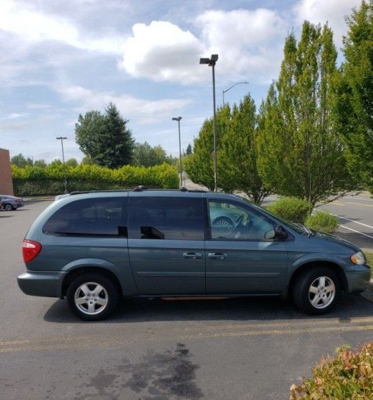 2005 Dodge Caravan/Grand Caravan