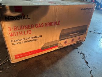 Nexgrill Daytona 3-Burner Gas Griddle, Flat Top Grill with Side Tables
