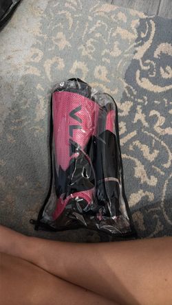 New Vlack Field Hockey Shin guards size XS