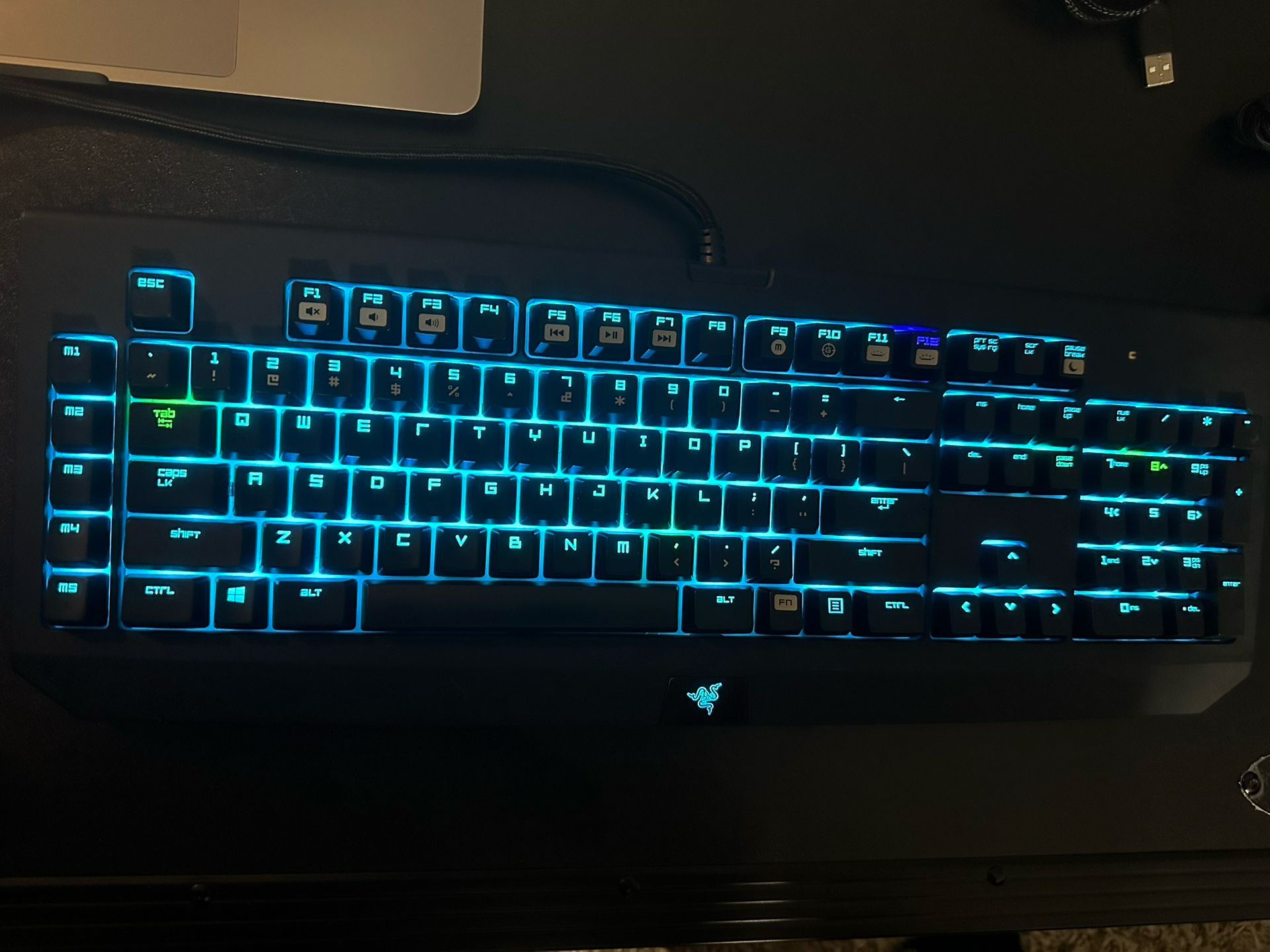 Razer BlackWidow Chroma Mechanical Keyboard – Great Condition