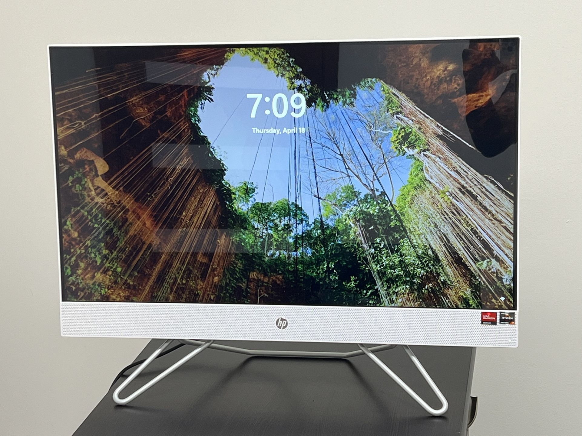 HP All In One Desktop 47 Inch Touchscreen 