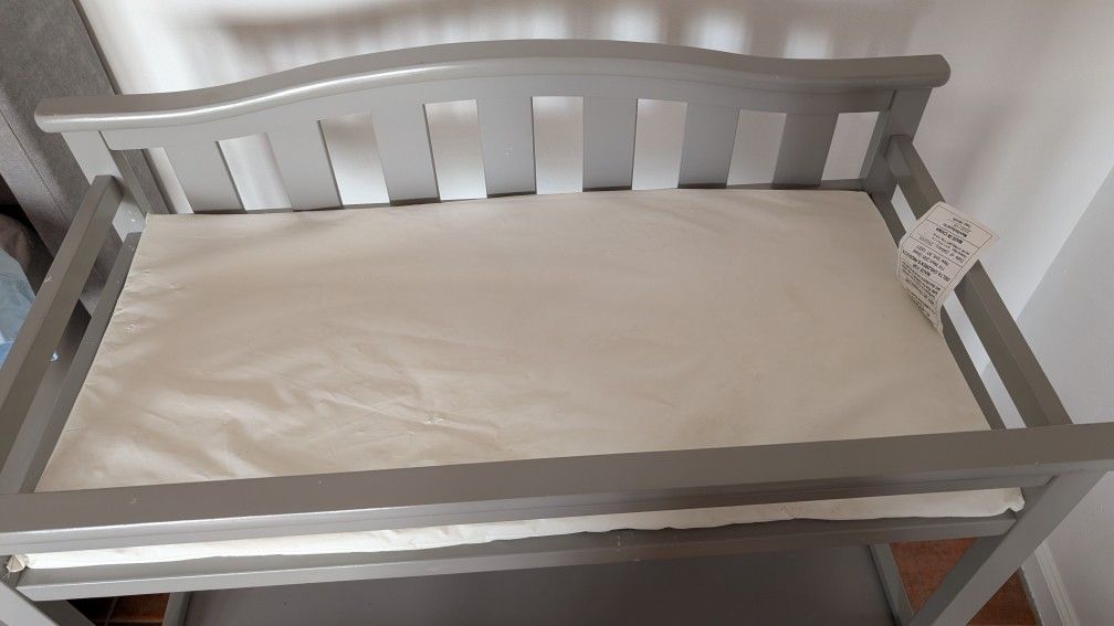 Baby Changing Table Non Moveable 