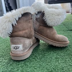 Uggs Kids - Size 12 