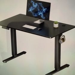 Adjustable Standing Desktop Work Table 