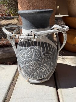 Vintage Sgraffito Clay Pottery Vase with Wicker Rattan Branch Handles – Rustic Boho Ethnic Floral Urn