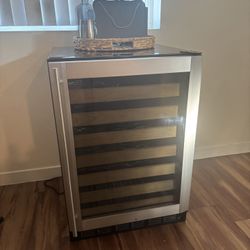 Monogram Wine/Beverage Fridge with accessories 
