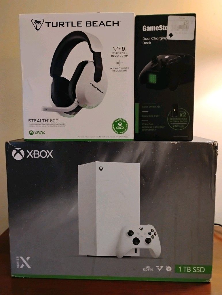 Xbox Series X 1Tb White Digital Edition Bundle