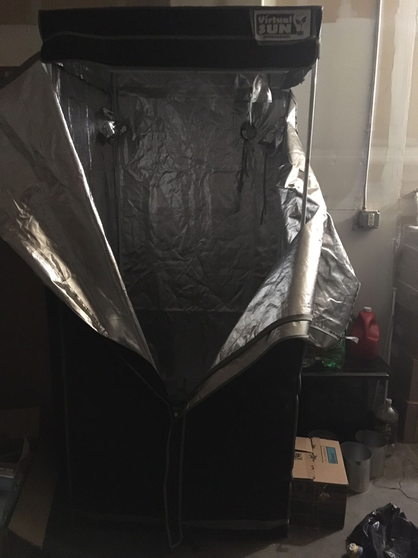 Grow Tent (6 or 7 ft) w/fan and 300W light