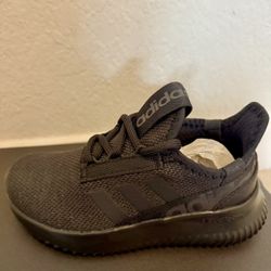 Adidas Kaptir 2.0 Kids Sneakers – Brand New – $45 