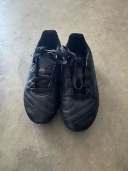 Kids cleats soccer