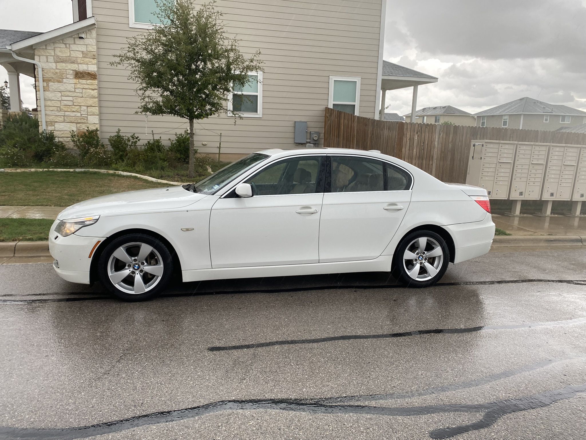 2008 BMW 528i