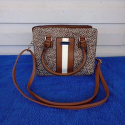 Nautica Centerboard Crossbody Satchel Handbag Beige Brown White Beautiful