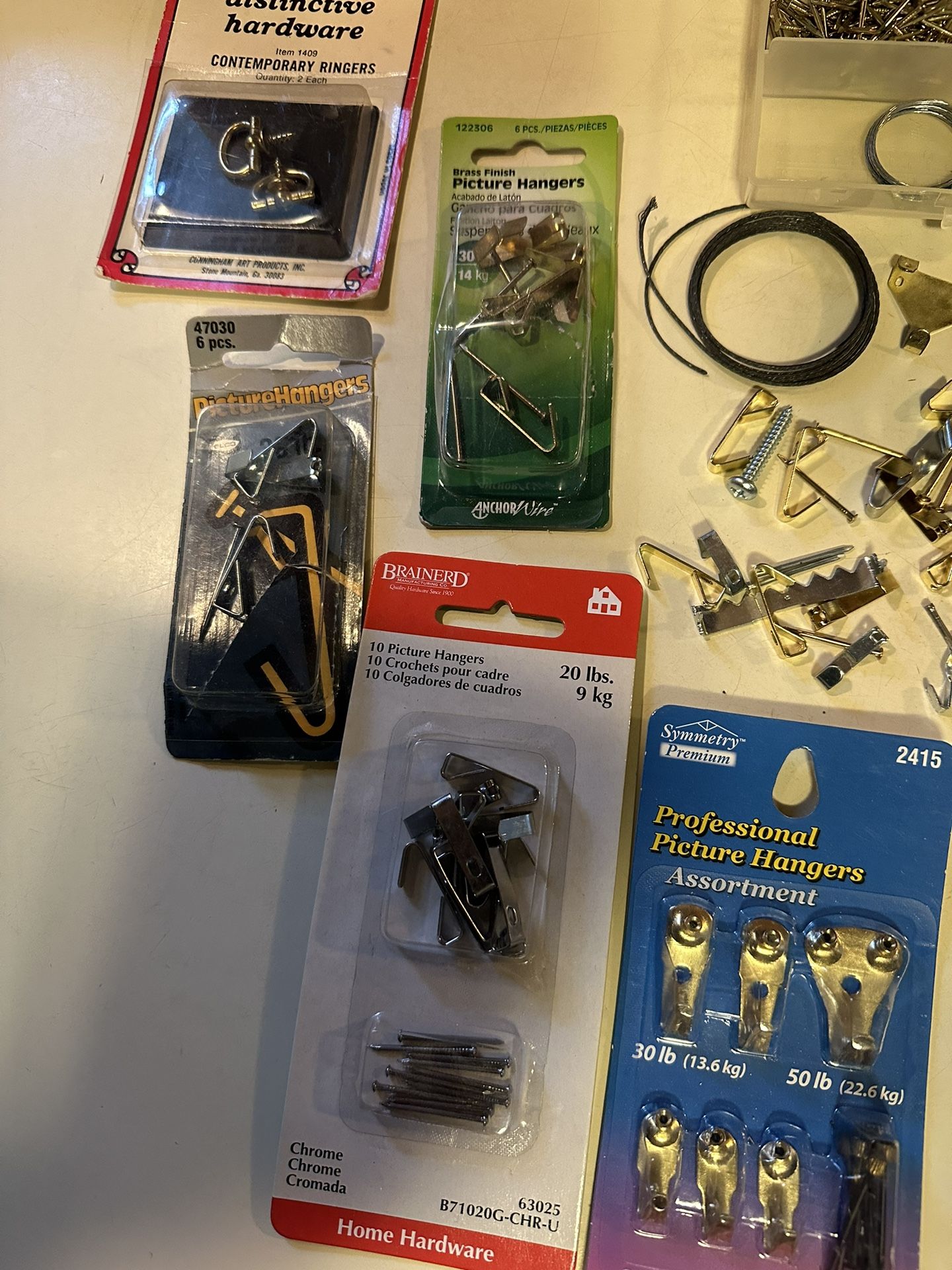 Picture Hanging Things