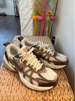 Nike V2K Run Mink Brown