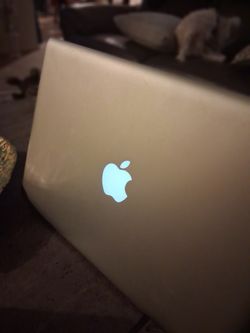 MacBook 1278