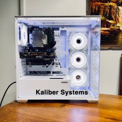 Custom Gaming Computer with Intel i7 7700, 1070 GTX, 500GB SSD