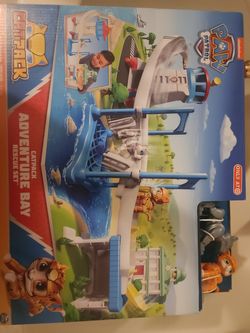 Paw Patrol cat pack adventure bay rescue set
