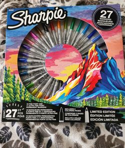 Sharpies 27 pieces