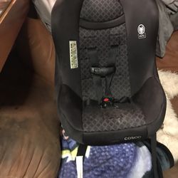 Very Nice Car Seat With Belts Only $40 Firm