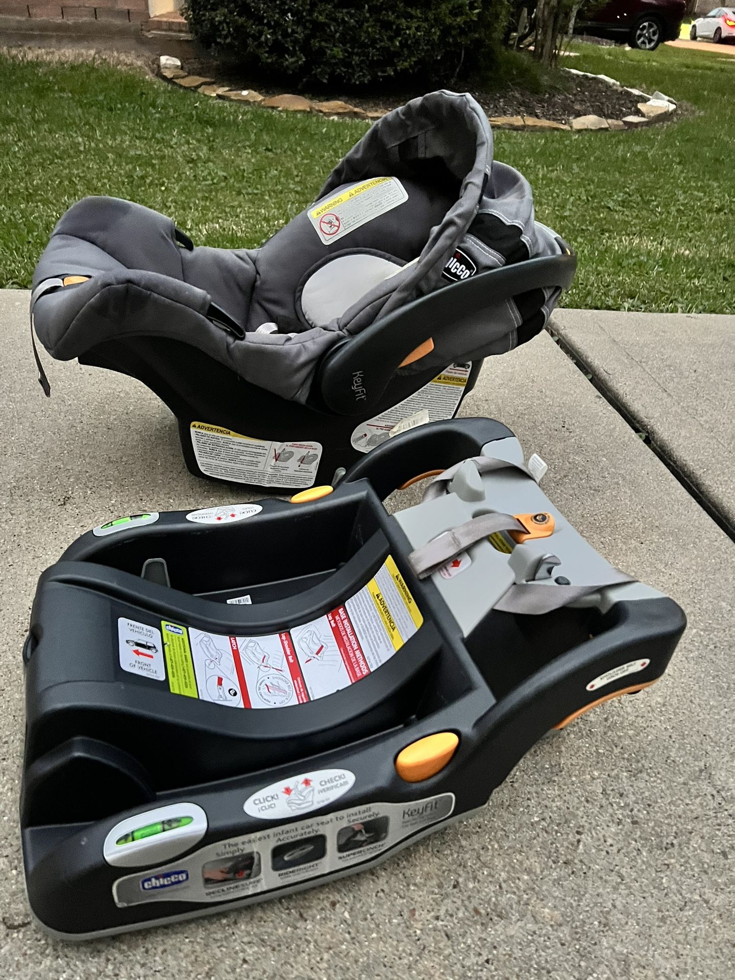 Chicco Infant Car Seat