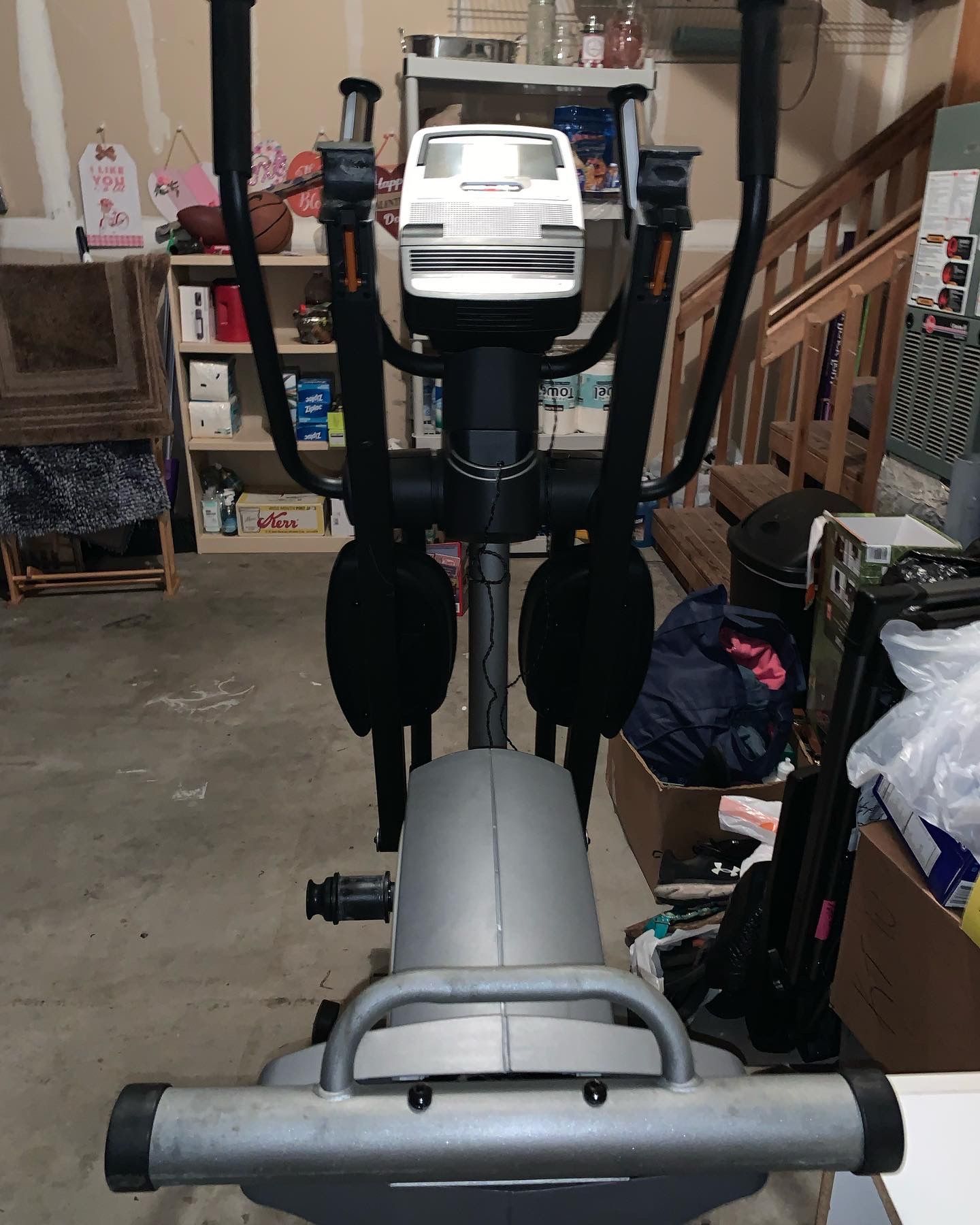 Used NordicTrack E5Vi elliptical Spacesaver for Sale in Everett, WA