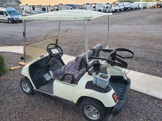 Yamaha golf cart gas 4-strokestreet legal car w signals horn