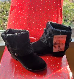 NEW MUK LUKS PATRICE BLACK  BOOTIES - Size 9
