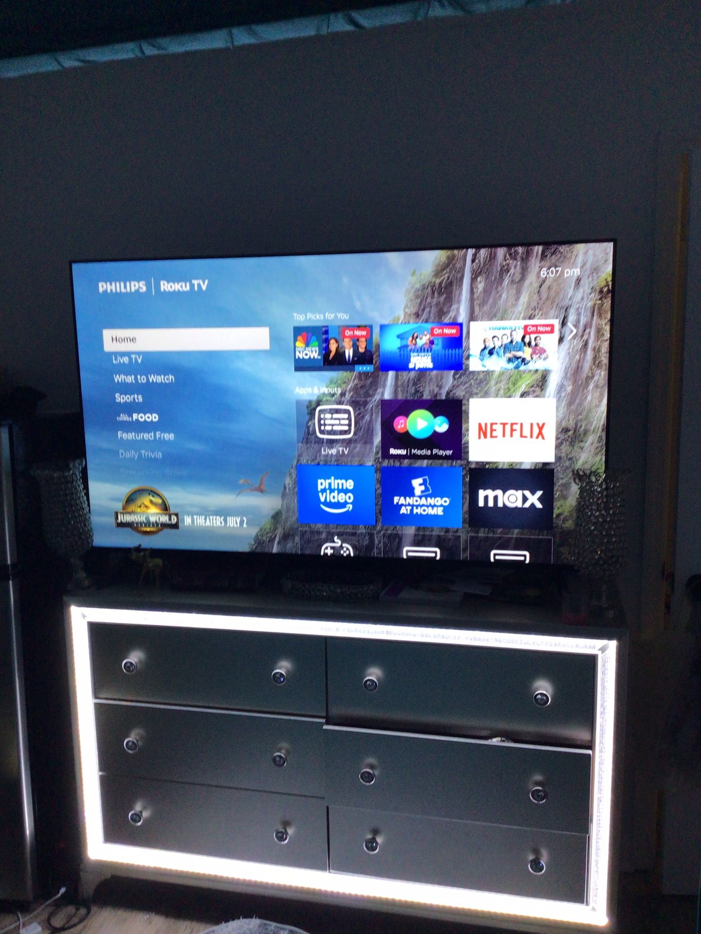 Phillips Roko 65Inch UHD TV