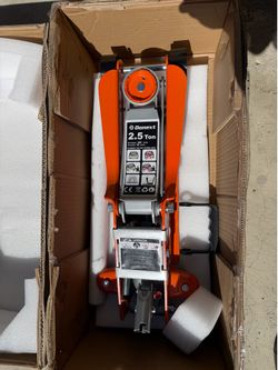 Donext 2.5 Ton Low Profile Hydraulic Floor Jack
