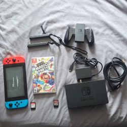 Nintendo Switch 1st Gen(hairline Crack On Screen)