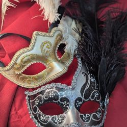 Venetian Masks Set (2) – Hand Painted – Made in Italy – Wall Decor