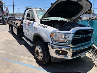 2019  Ram 5500 tow truck