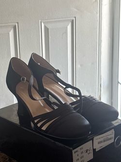 Black Strappy Block Heel Sandals Size 9