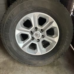 Brand New 265/70/71 Tires and Rims For Sale