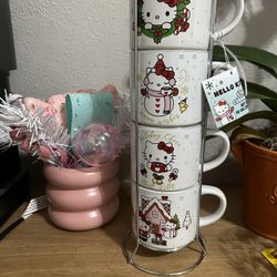 Hello Kitty Cups With Base New 
