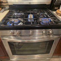 Kenmore Gas Stove