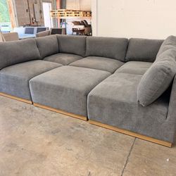 Henredon Murphy 6-Piece Modular Sectional w/ Ottoman